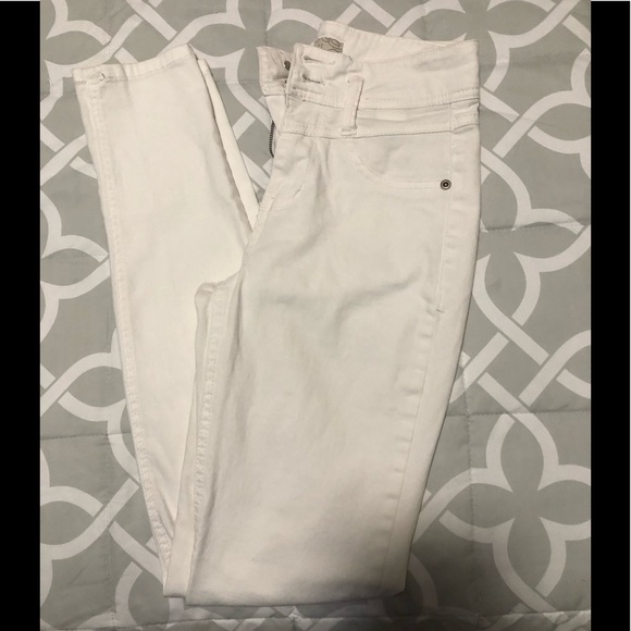 Rue21 Denim - 🔥🔥5/20 Rue 21 white skinny jeans size 0